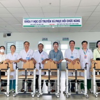 Tăng cường thiết bị hỗ trợ tiếp cận cho người khuyết tật ở Trung tâm y tế Hoài Nhơn